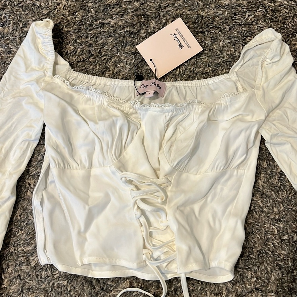 Cry baby top lace up